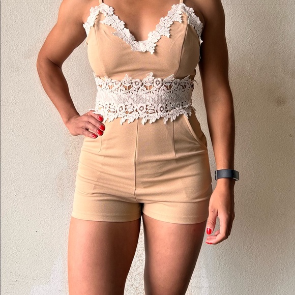 Romper - Picture 3 of 8